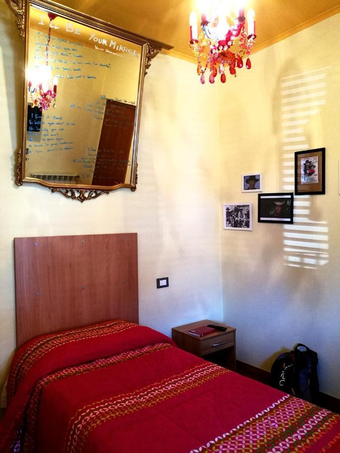 Camaga Bed and Breakfast LʼAquila Exteriör bild