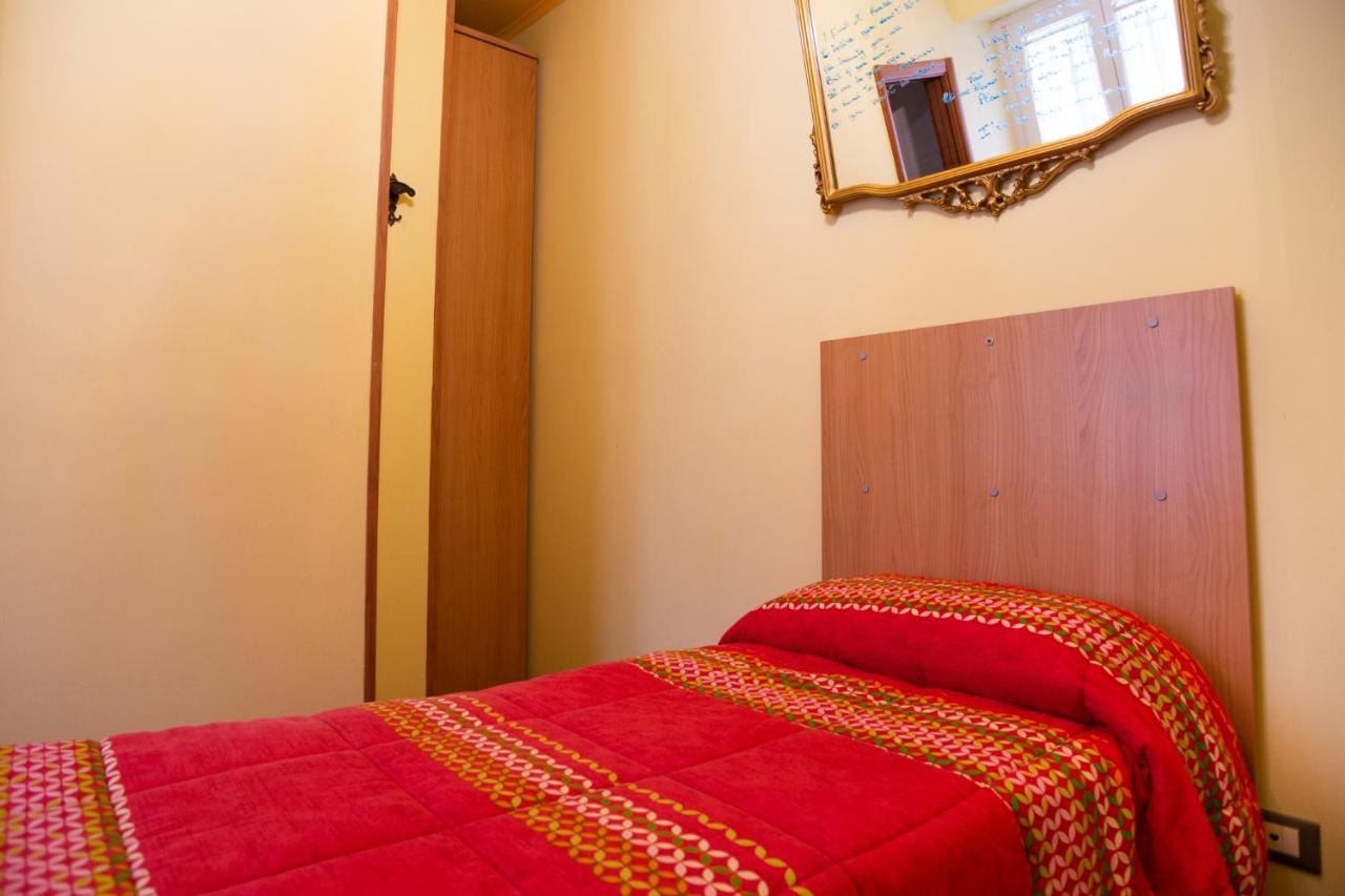 Camaga Bed and Breakfast LʼAquila Exteriör bild